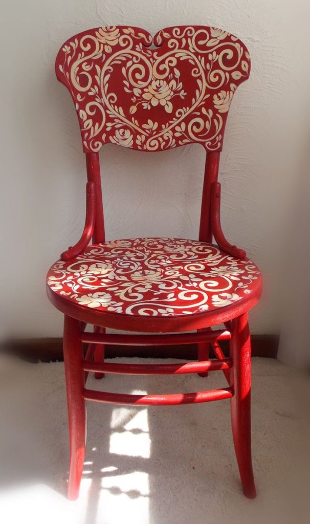 πώς να διακοσμήσετε και να βάψετε παλιές καρέκλες17