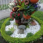 DIY πύργος λουλουδιών για τον κήπο17