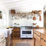 ξύλινη εξοχική κουζίνα19