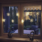 Διακοσμήστε το παράθυρό σας με Χριστουγεννιάτικες πινελιές26