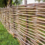 DIY εμπνεύσεις με πλεχτές βέργες για διακόσμηση κήπου (39)